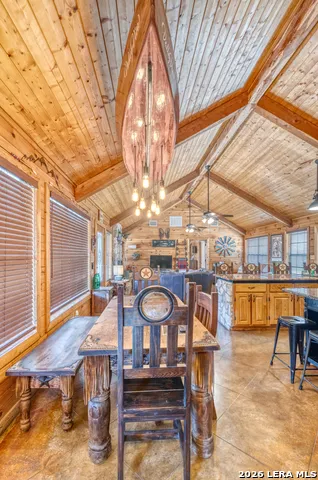 416 Canyon Oaks Dr. Concan, TX 78838