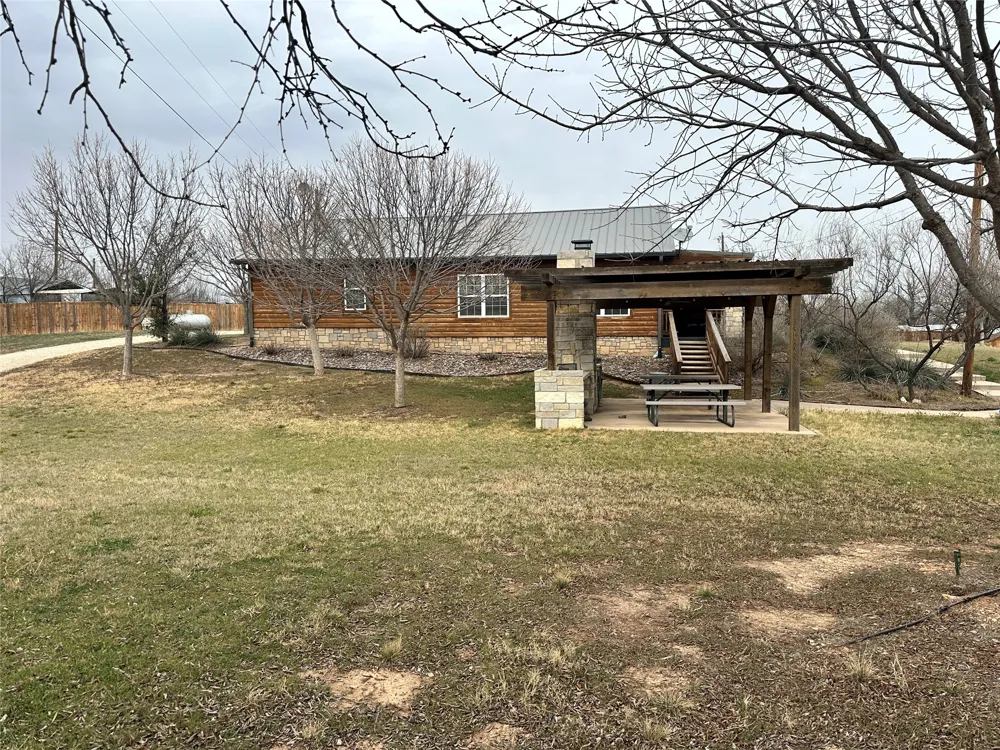 11001 W Lake Road Abilene, TX 79601