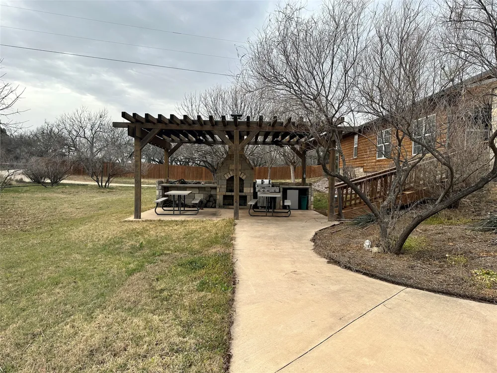 11001 W Lake Road Abilene, TX 79601