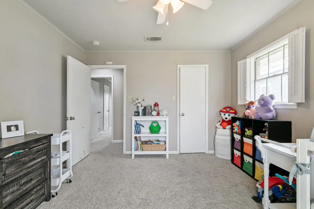 214 Center Street Whitesboro, TX 76273