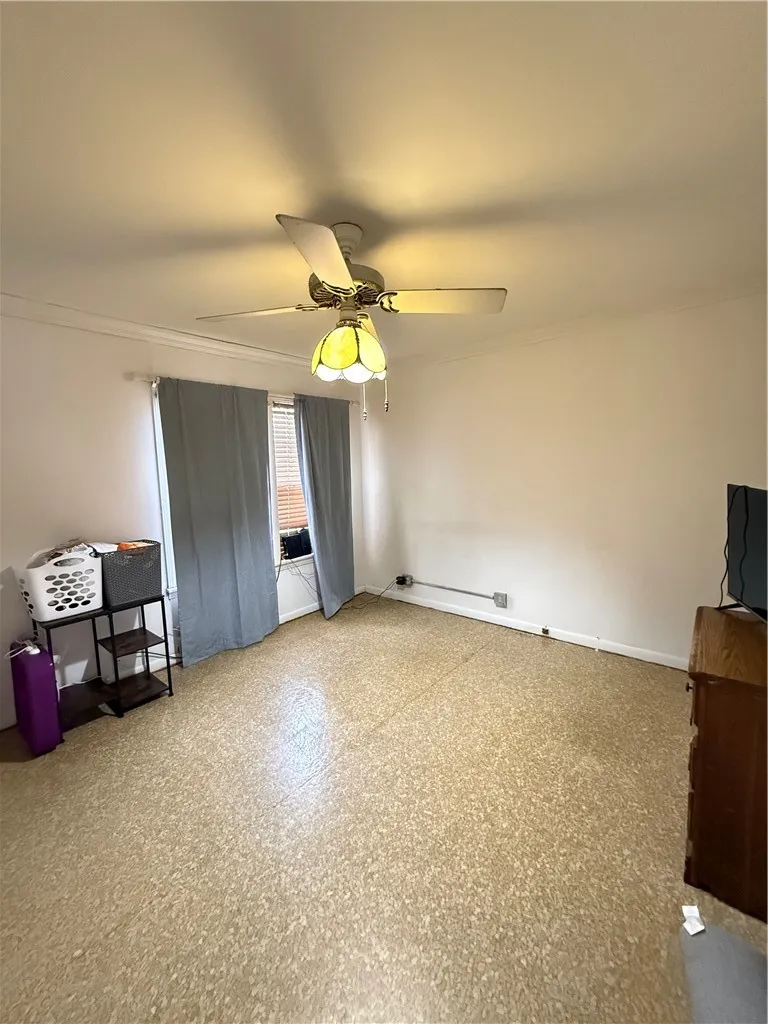 1603 Pena Street Alice, TX 78332