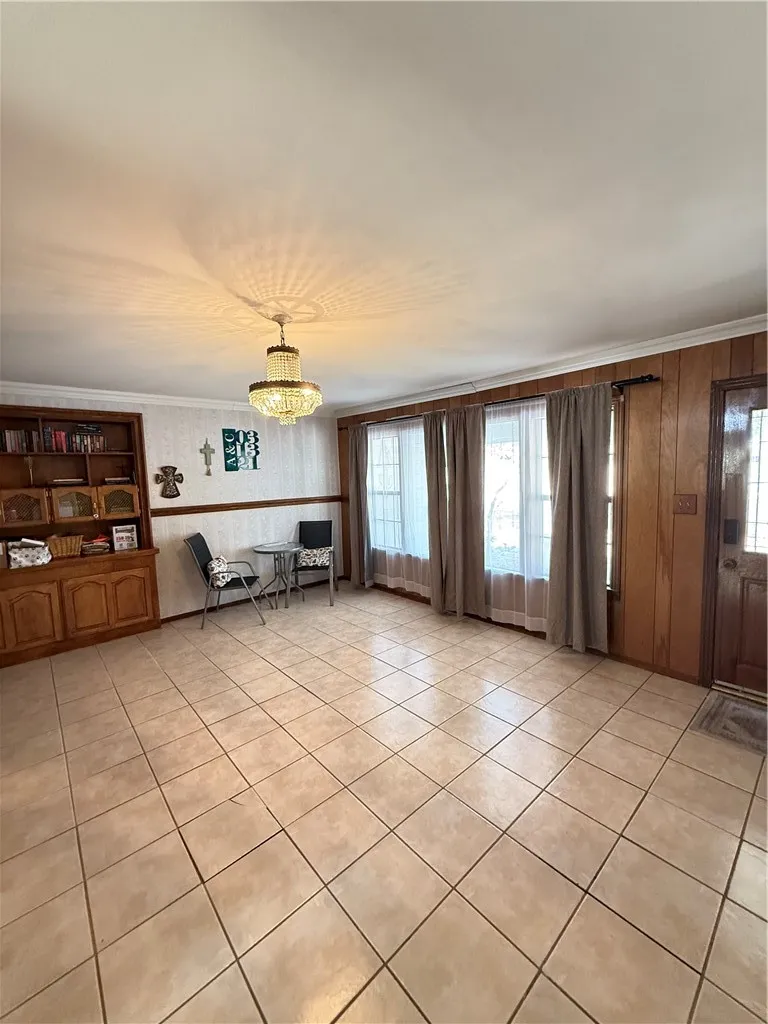1603 Pena Street Alice, TX 78332