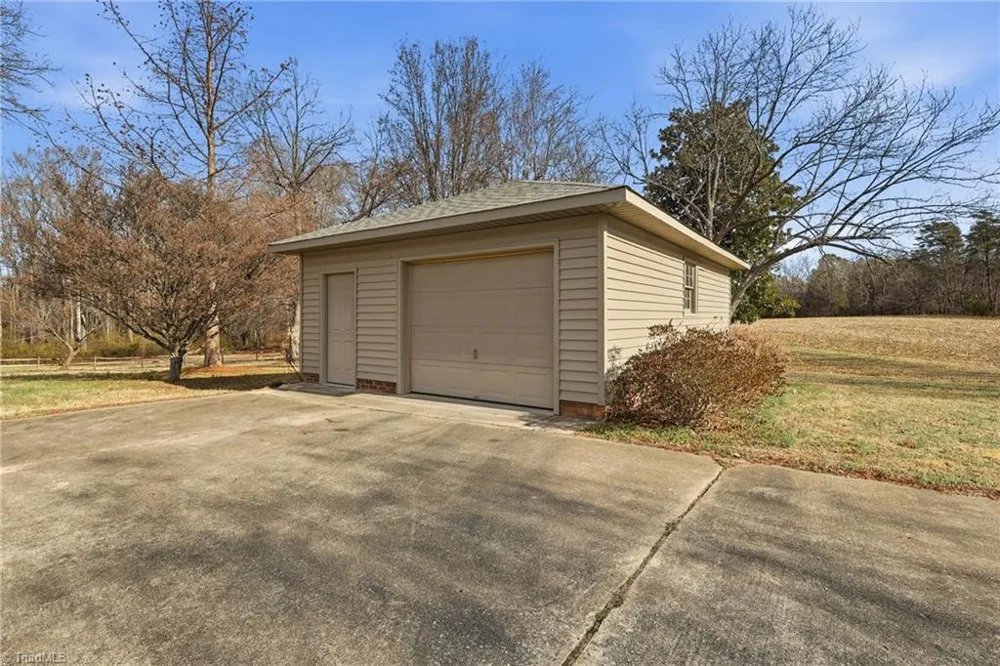 1531 Mount Hope Church Road McLeansville, NC 27301