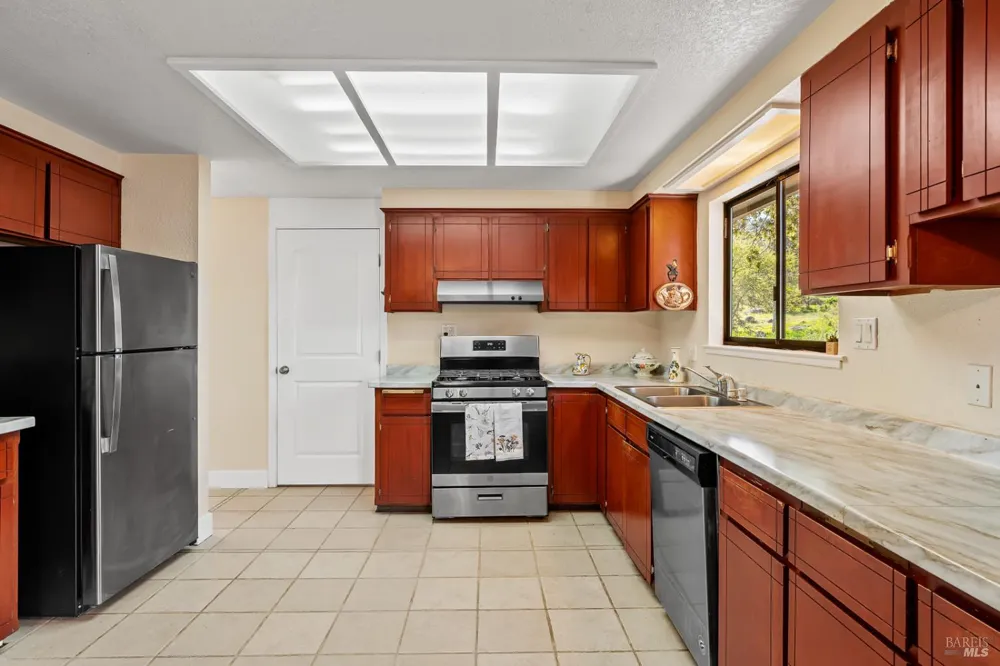 807 Deer Park Road St. Helena, CA 94574