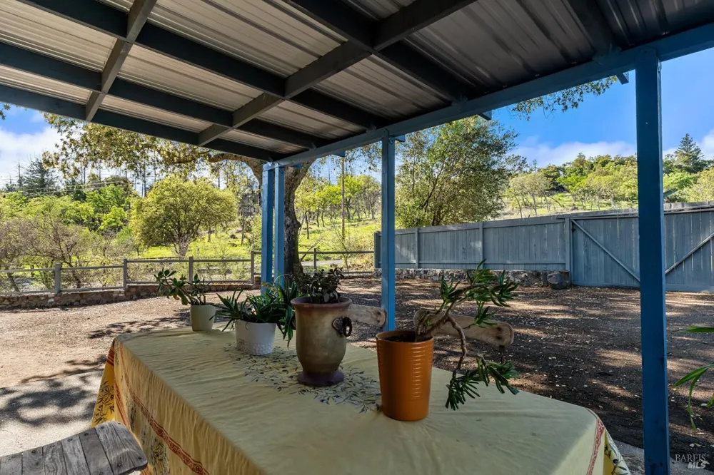 807 Deer Park Road St. Helena, CA 94574