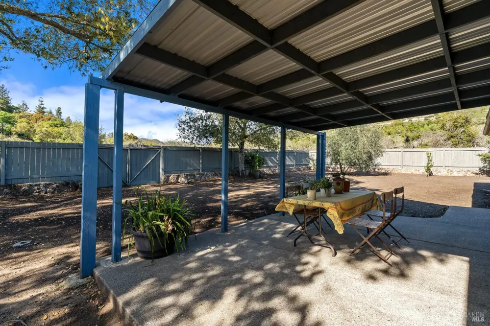 807 Deer Park Road St. Helena, CA 94574