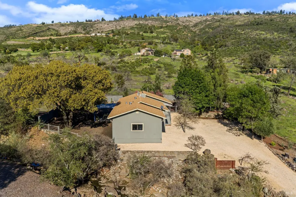 807 Deer Park Road St. Helena, CA 94574