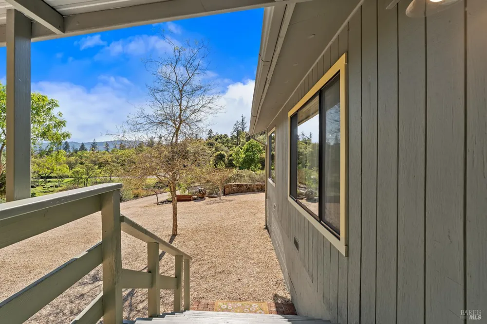 807 Deer Park Road St. Helena, CA 94574