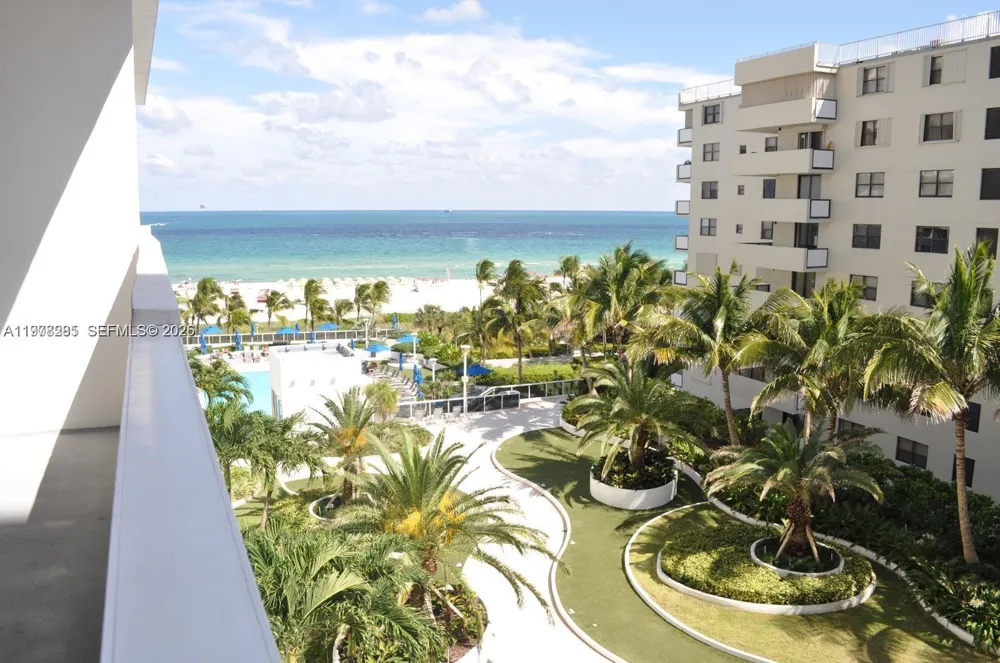 100 Lincoln Rd #728 Miami Beach, FL 33139