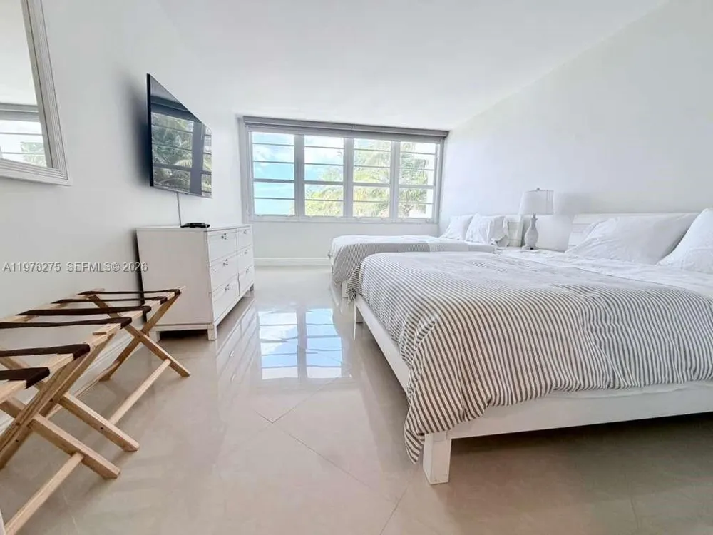 100 Lincoln Rd #521 Miami Beach, FL 33139
