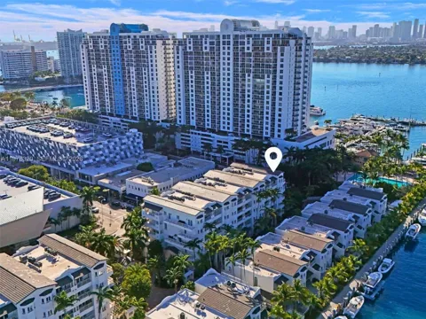 1415 Sunset Harbour Dr #202