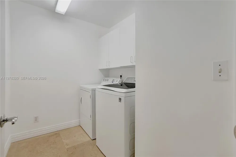 1415 Sunset Harbour Dr #202 Miami Beach, FL 33139