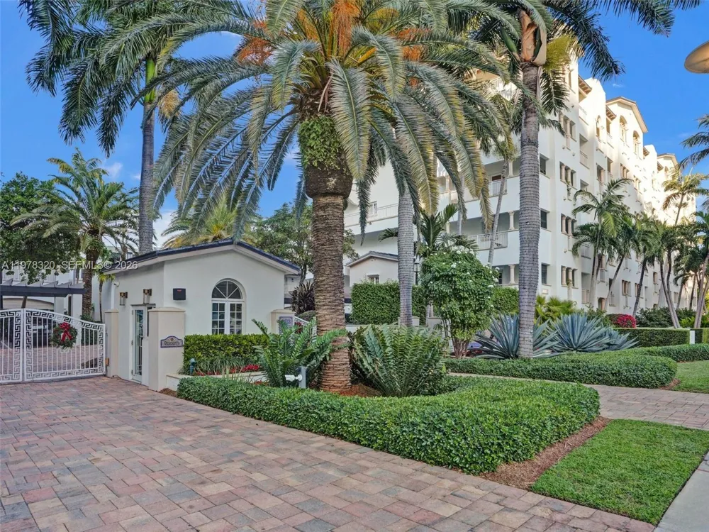 1415 Sunset Harbour Dr #202 Miami Beach, FL 33139