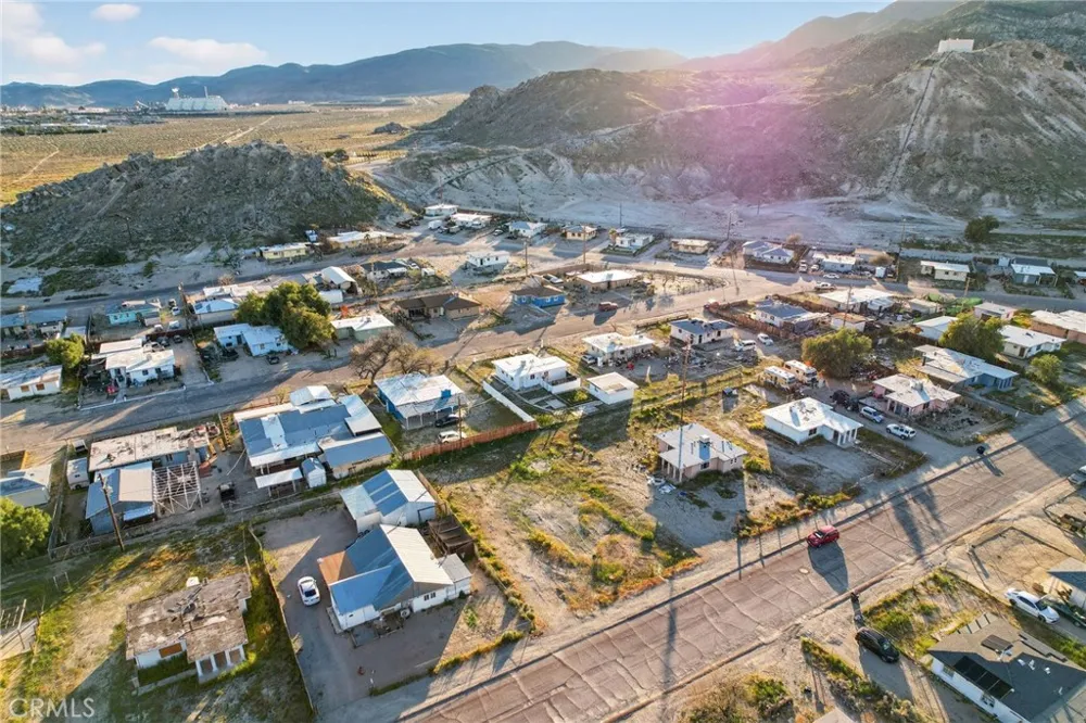 13797 Sutter St Trona, CA 93562