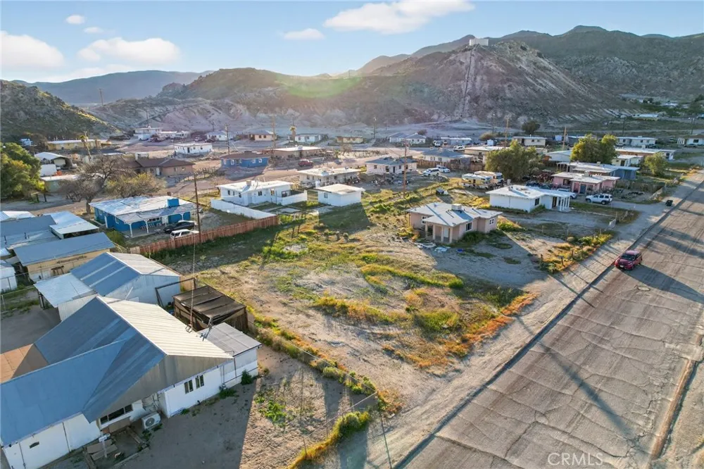 13797 Sutter St Trona, CA 93562