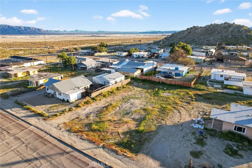 13797 Sutter St Trona, CA 93562