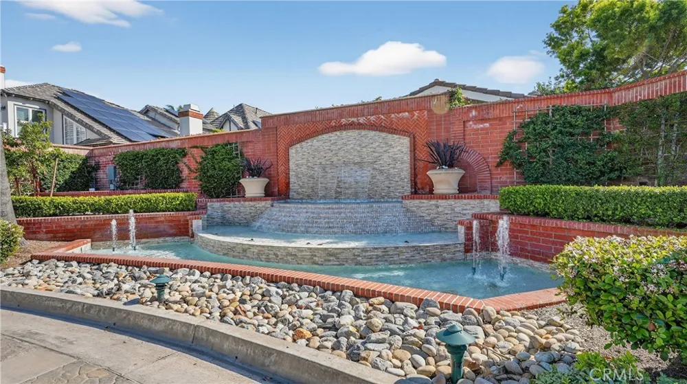 19282 Torreypines Huntington Beach, CA 92648