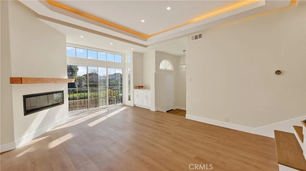 19282 Torreypines Huntington Beach, CA 92648