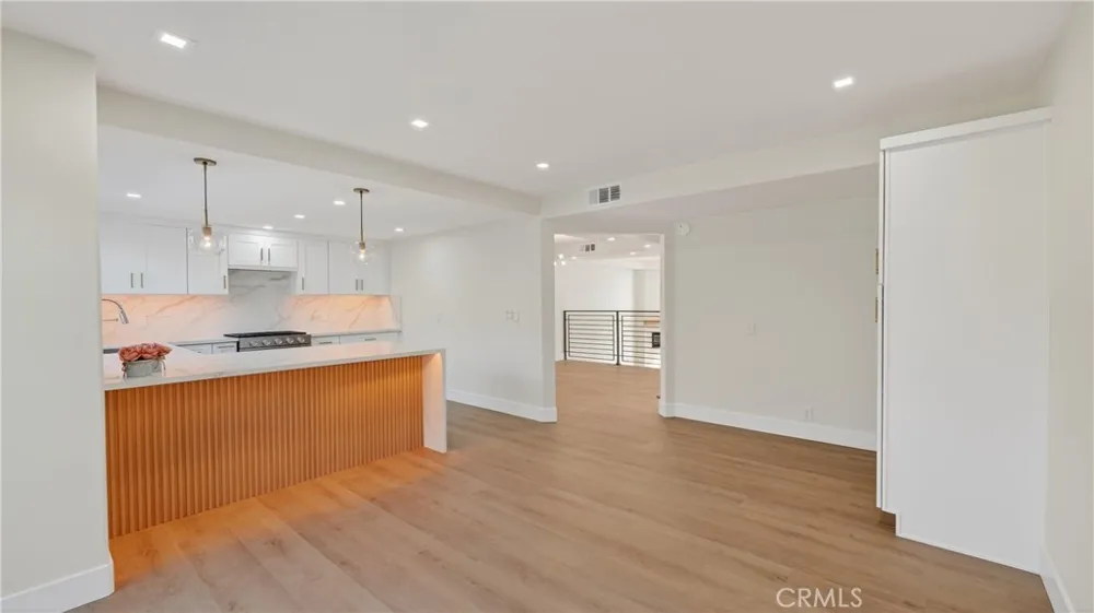 19282 Torreypines Huntington Beach, CA 92648