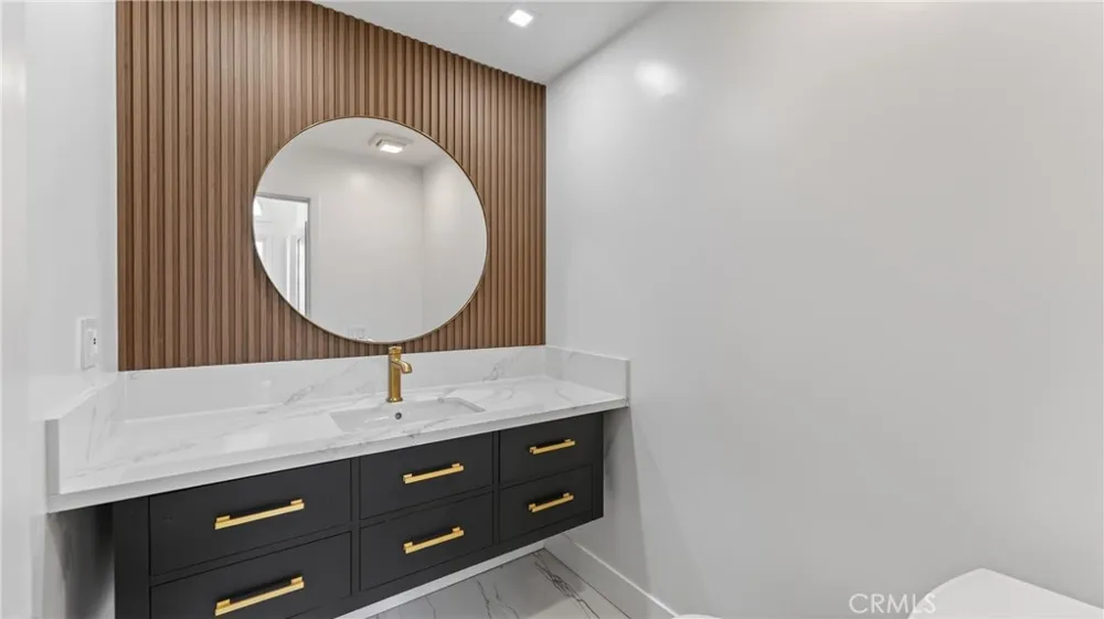 19282 Torreypines Huntington Beach, CA 92648