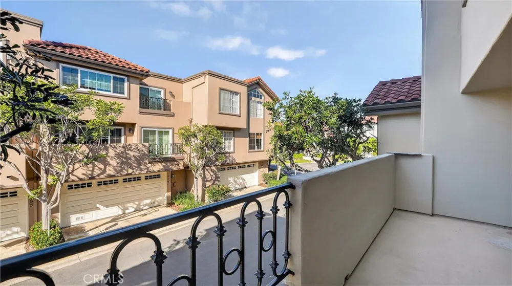 19282 Torreypines Huntington Beach, CA 92648