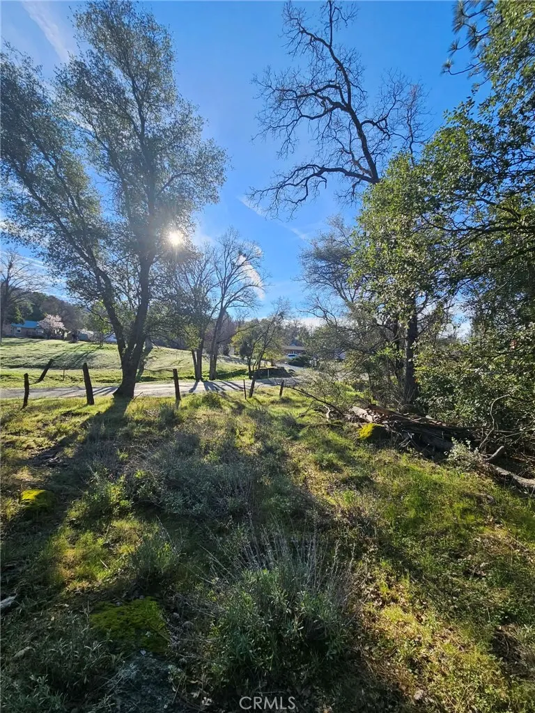 8 Road 225 North Fork, CA 93643