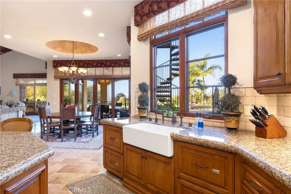 18795 Heritage Poway, CA 92064