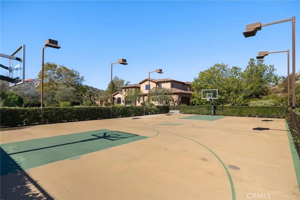 18795 Heritage Poway, CA 92064