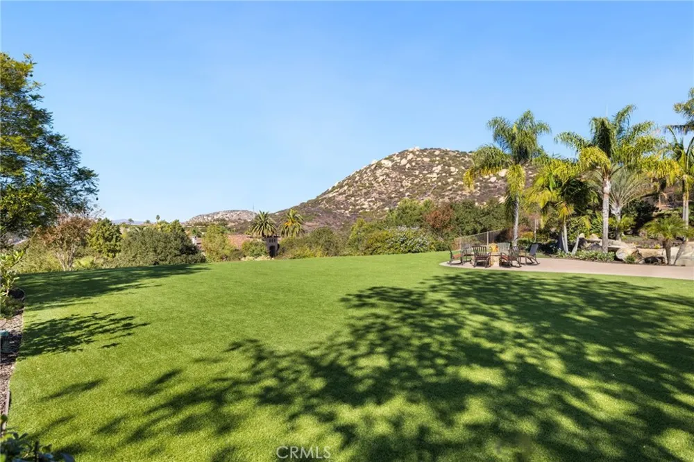 18795 Heritage Poway, CA 92064