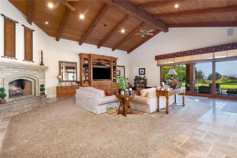 18795 Heritage Poway, CA 92064