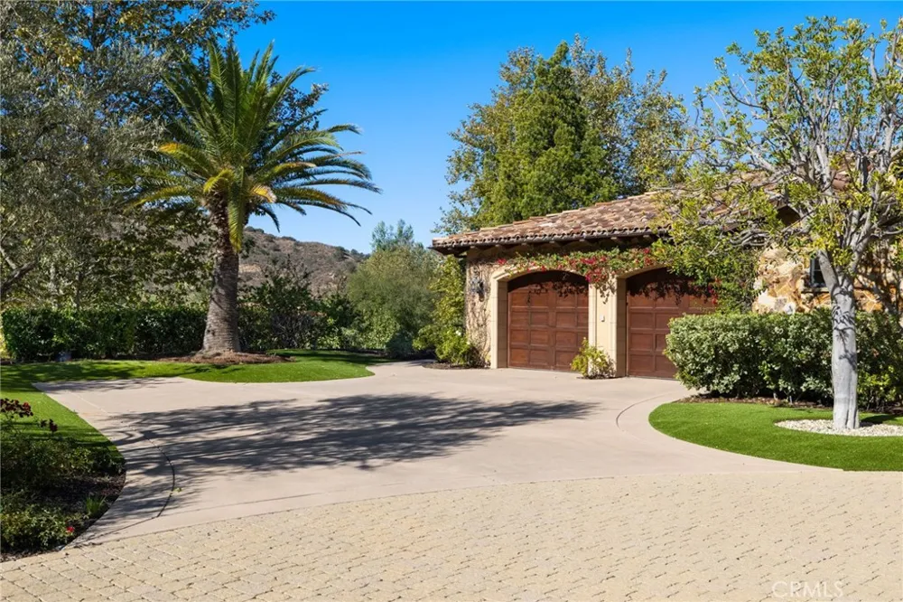 18795 Heritage Poway, CA 92064