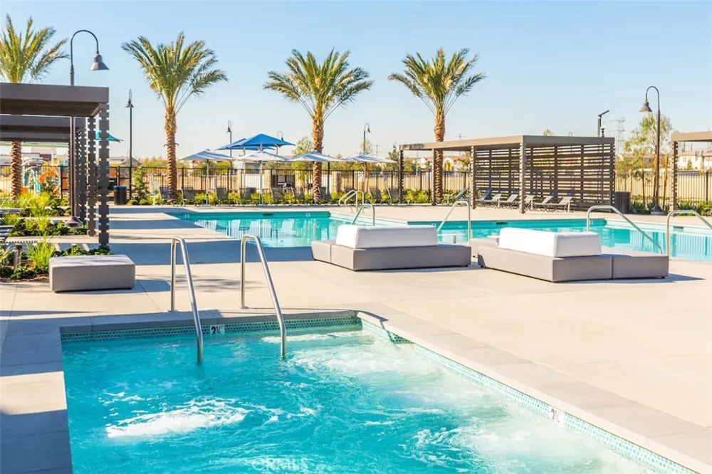 4193 S S. LIMECREST PASEO #51 Ontario, CA 91761