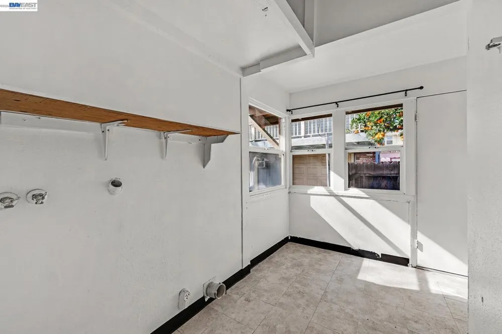 1243 Parker Ave Tracy, CA 95376