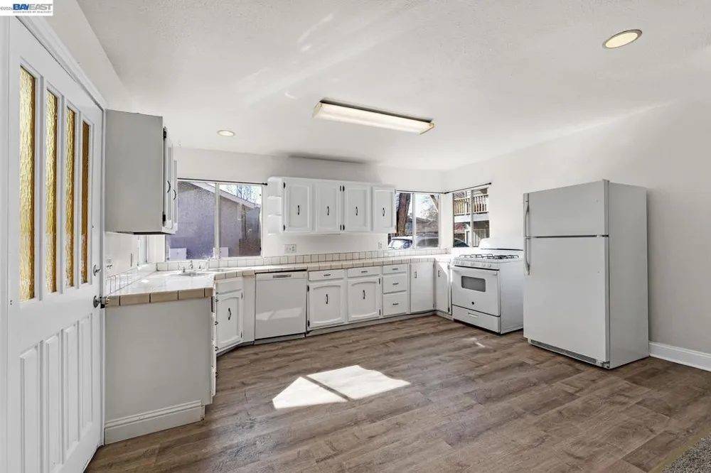 1243 Parker Ave Tracy, CA 95376