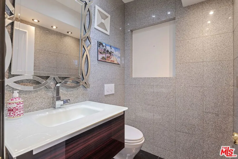 2919 Kenmore Place Santa Barbara, CA 93105
