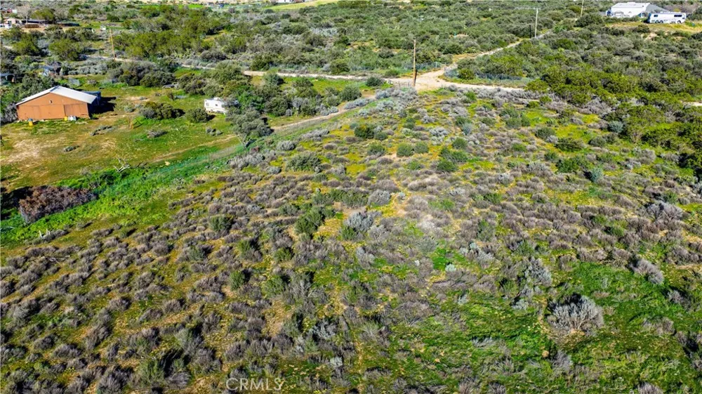 1 Apple Road Anza, CA 92539