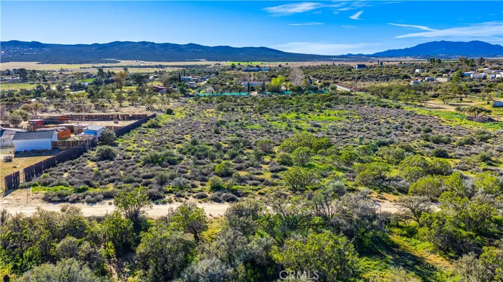 1 Apple Road Anza, CA 92539