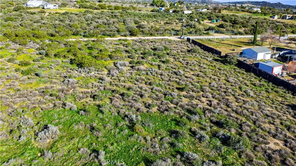 1 Apple Road Anza, CA 92539