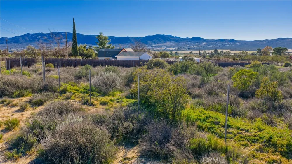 1 Apple Road Anza, CA 92539