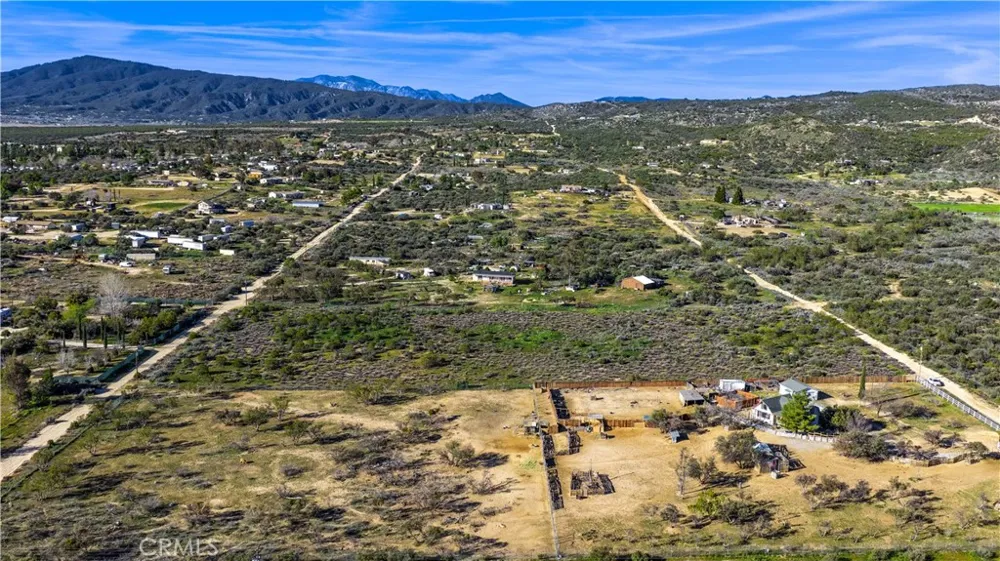 1 Apple Road Anza, CA 92539