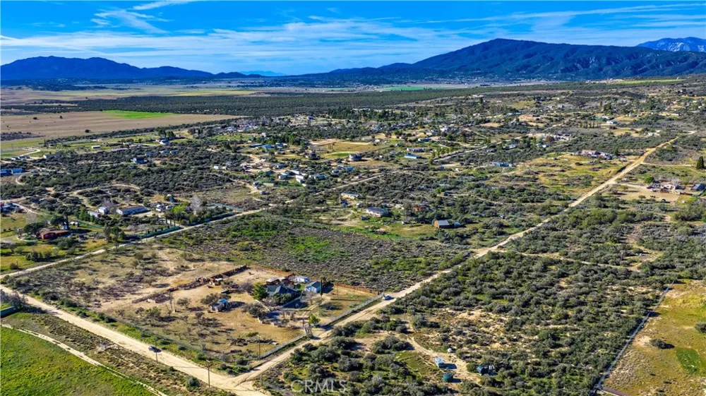 1 Apple Road Anza, CA 92539