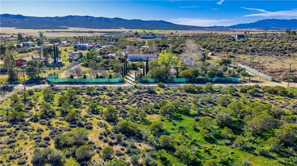 1 Apple Road Anza, CA 92539