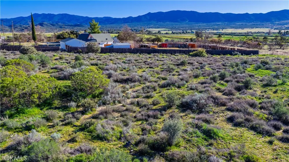 1 Apple Road Anza, CA 92539