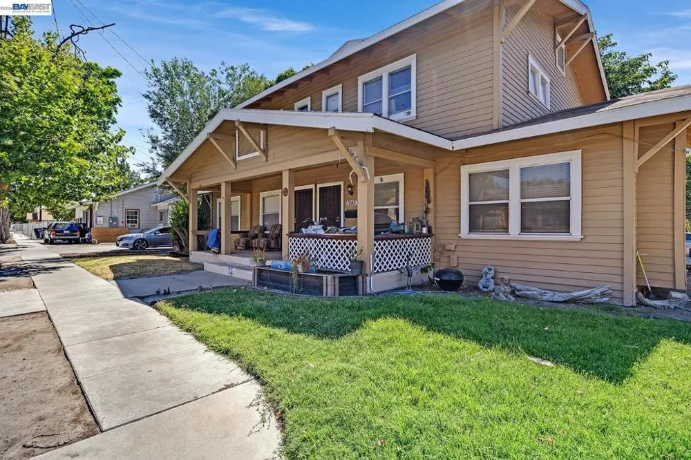 1245 Parker Ave Tracy, CA 95376