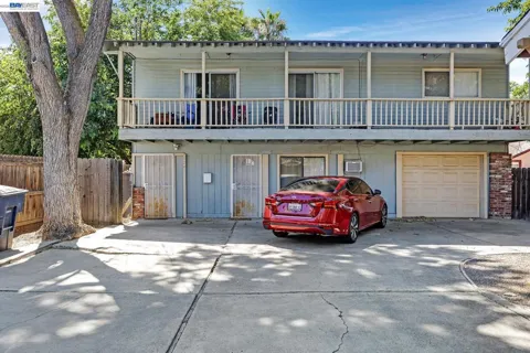 1241 Parker Ave