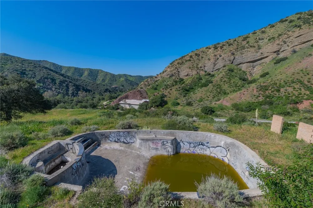 28741 Williams Canyon Rd. Silverado Canyon, CA 92676