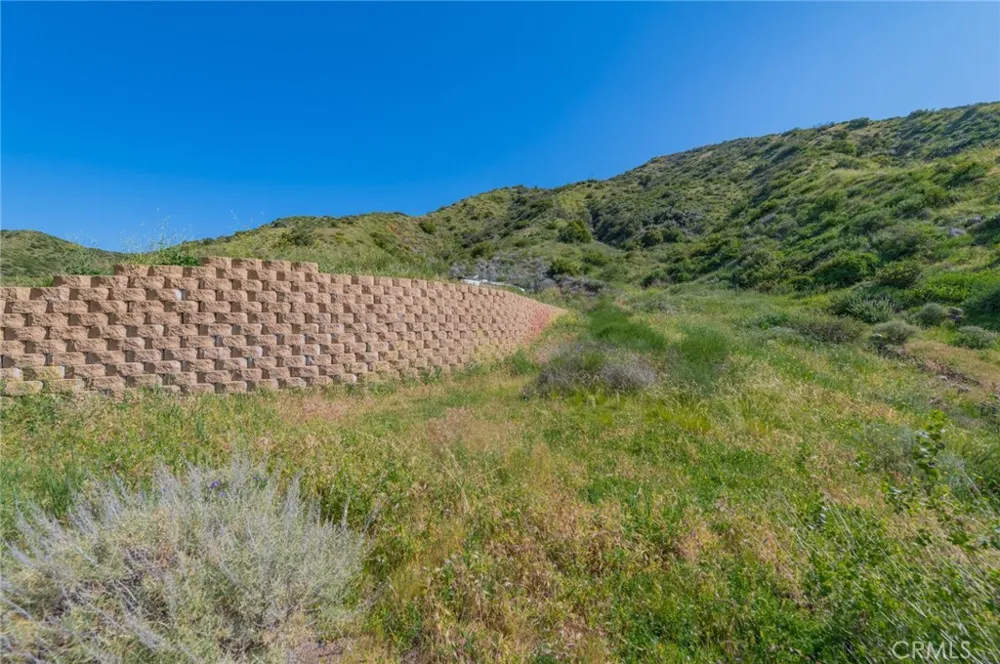28741 Williams Canyon Rd. Silverado Canyon, CA 92676