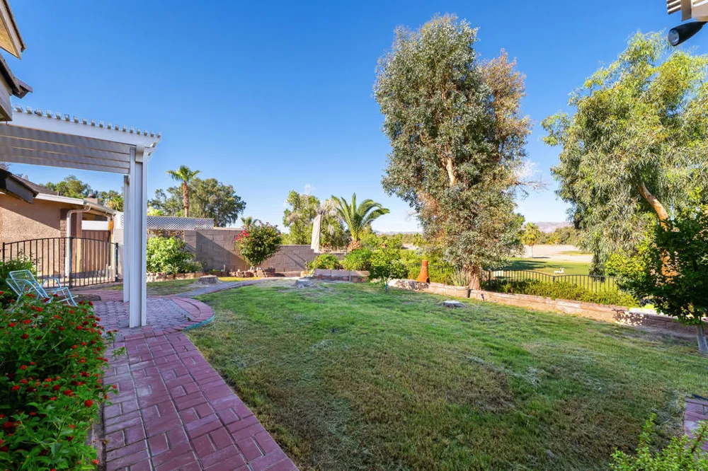 204 Fairway Drive Needles, CA 92363
