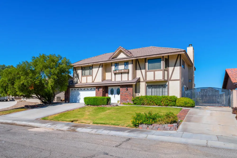 204 Fairway Drive Needles, CA 92363
