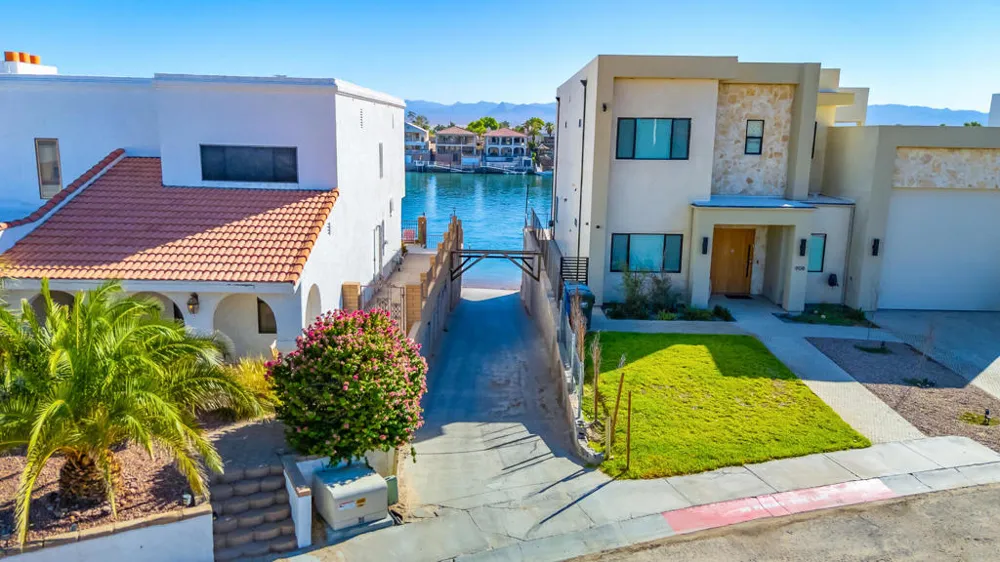 204 Fairway Drive Needles, CA 92363